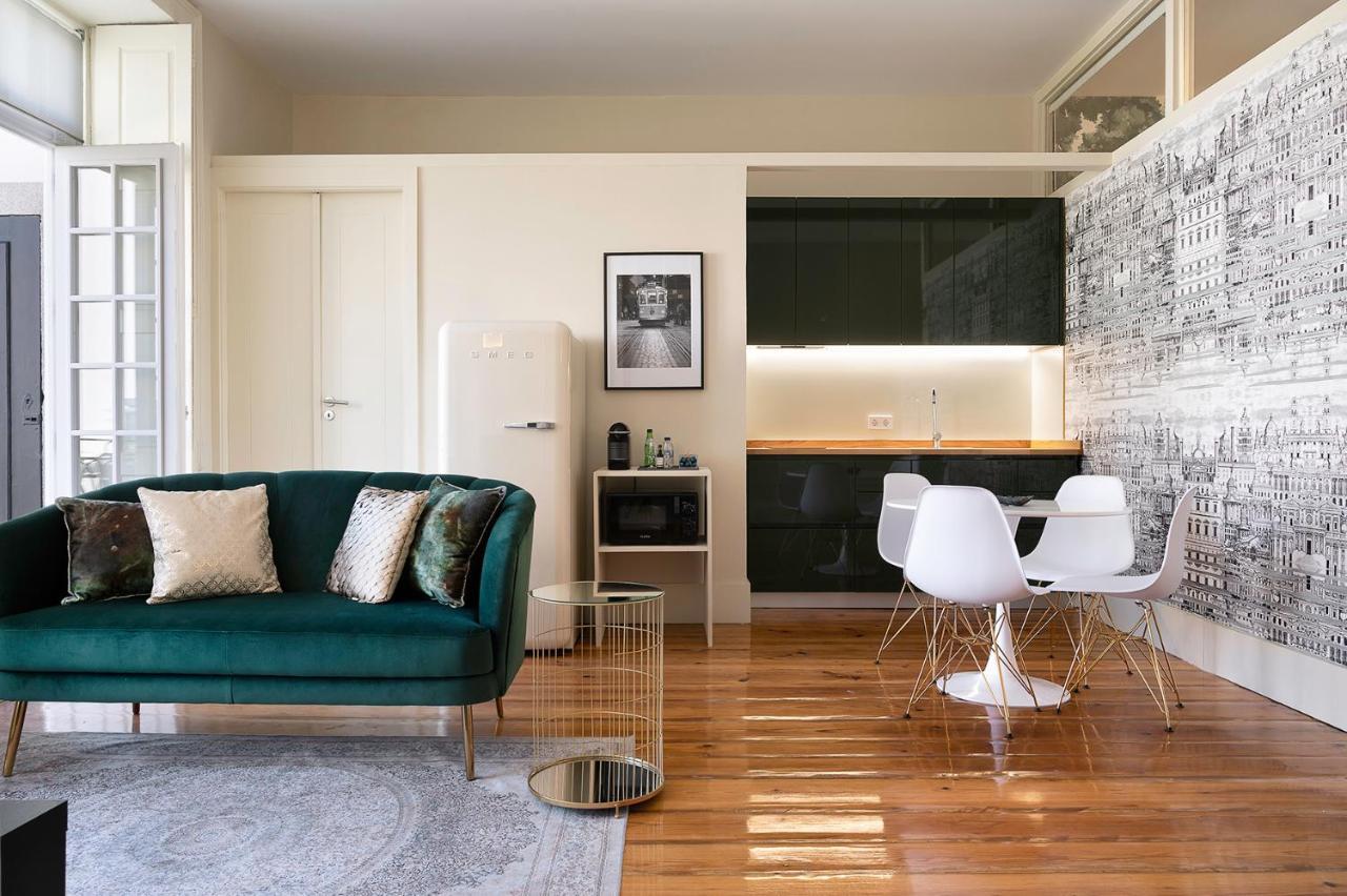 Historic Apartment At Cardosas With Balcony Porto Exterior foto
